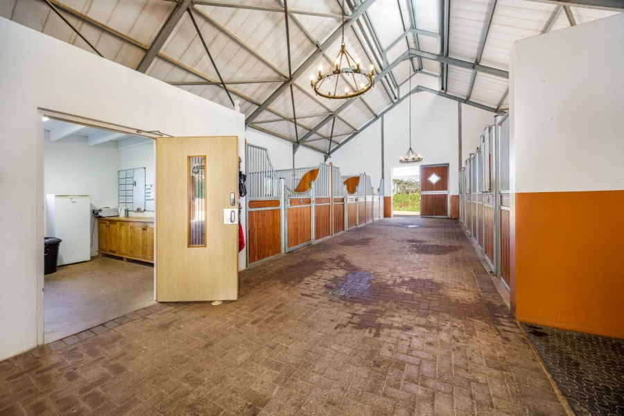 5 Bedroom Property for Sale in Stellenbosch Farms Western Cape
